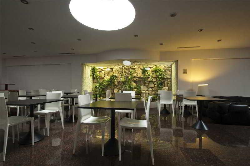 Victor Hotel Bari Restaurante foto